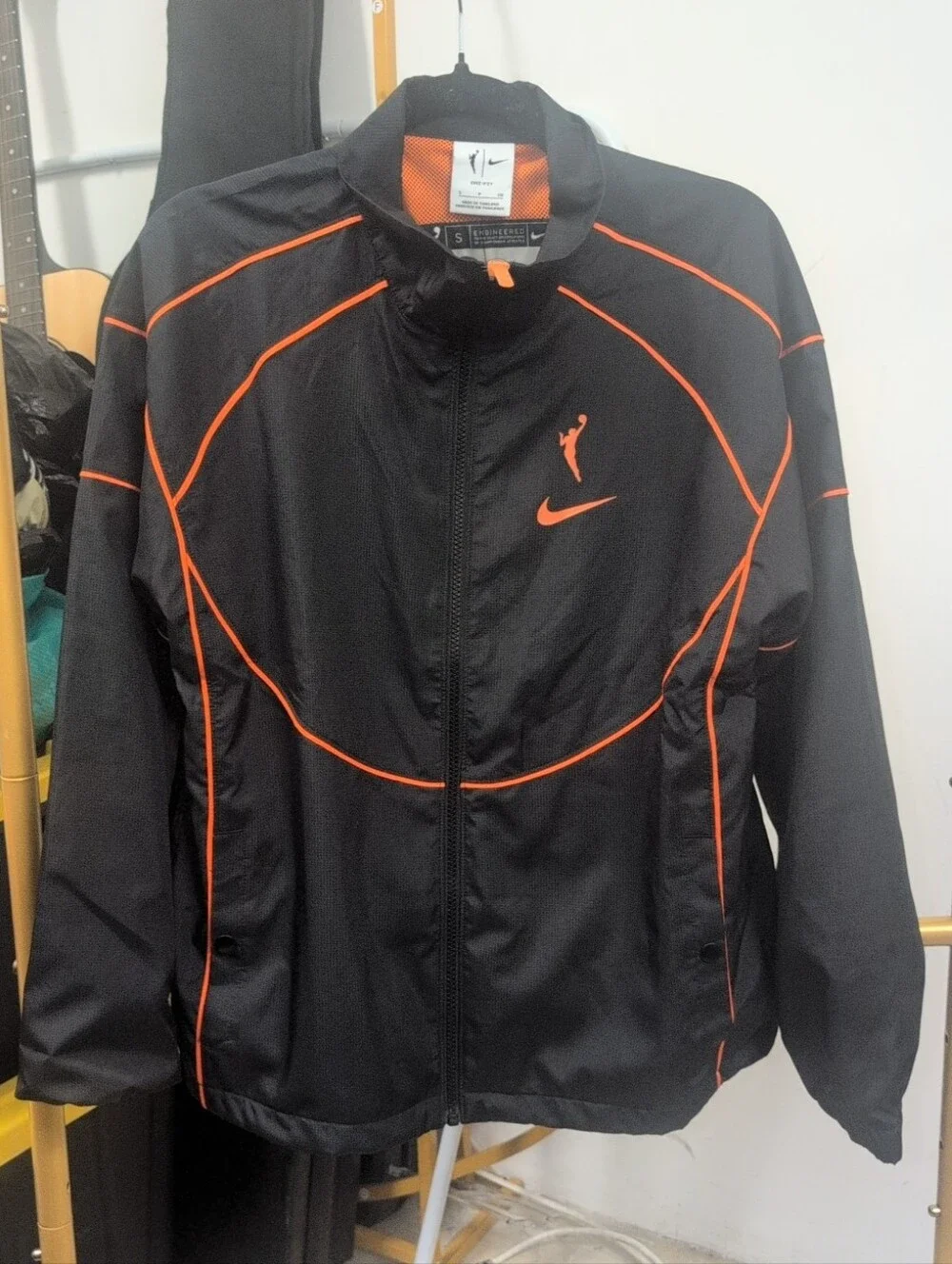 Nike Women's official WNBA Nike full-zip Performance Track Jacket Sz S NWT